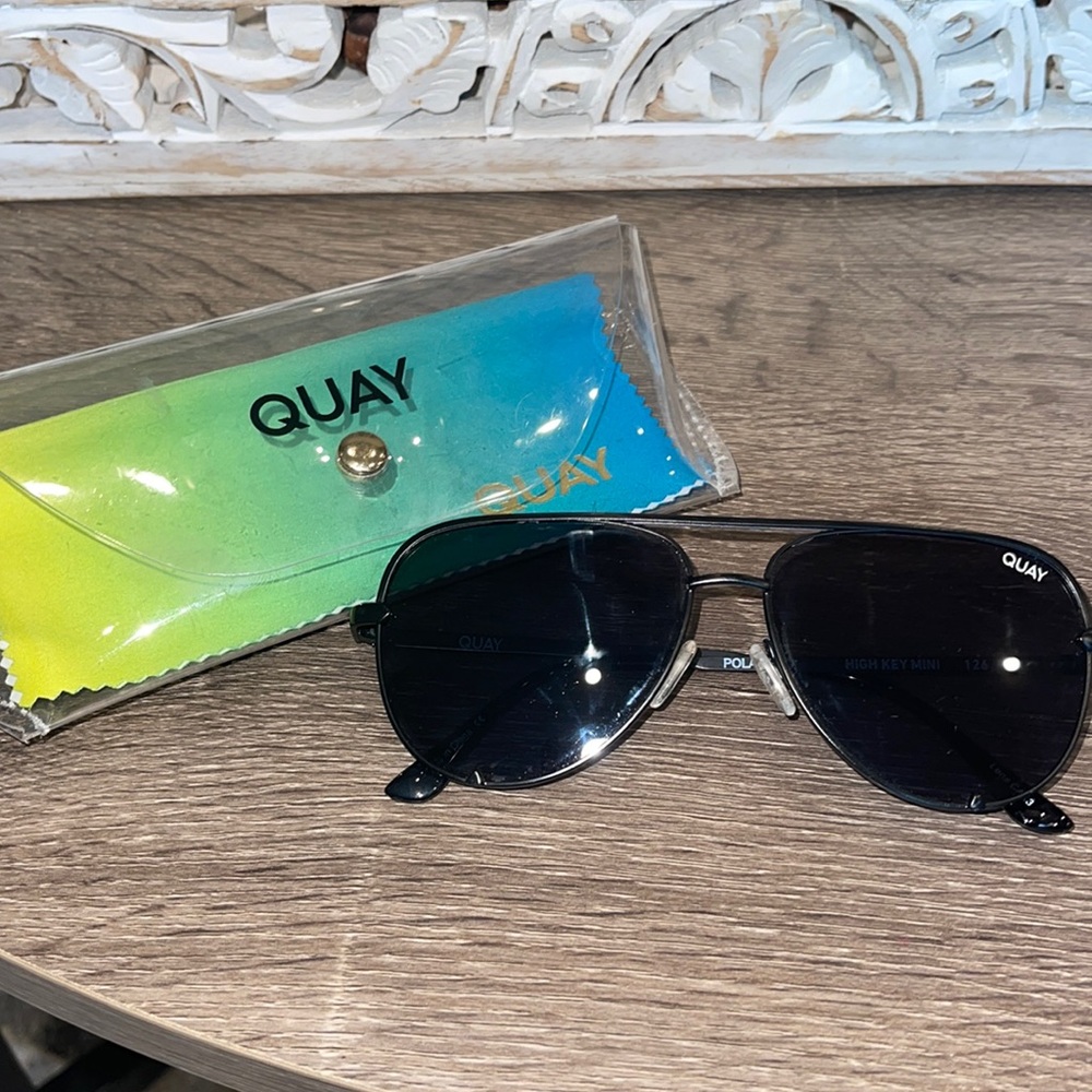 Quay POLARIZED High Key Mini Sunglasses